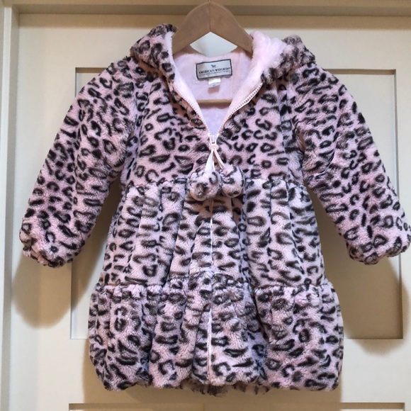 American Widgeon Other - American Widgeon hooded pink faux fur plush coat